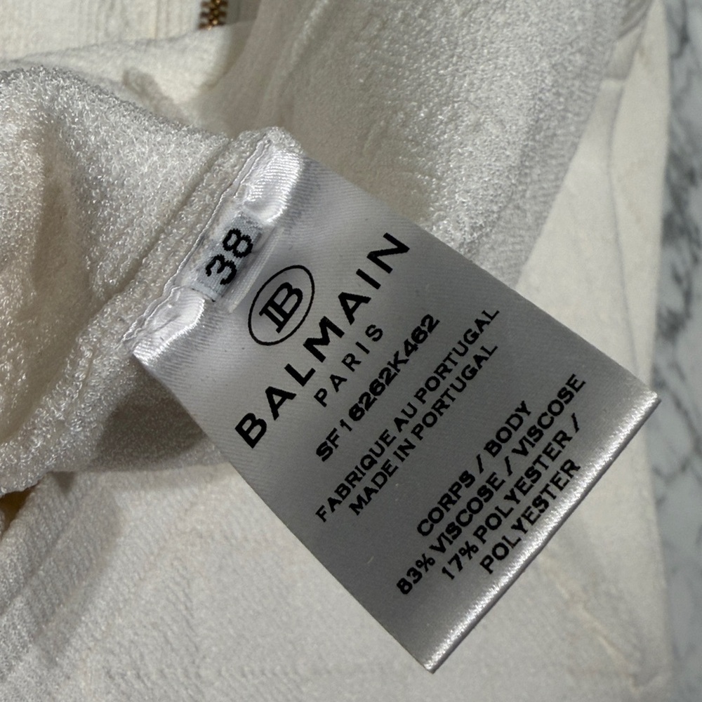Balmain
Button embellished quilted dress - Picture 14 of 17
